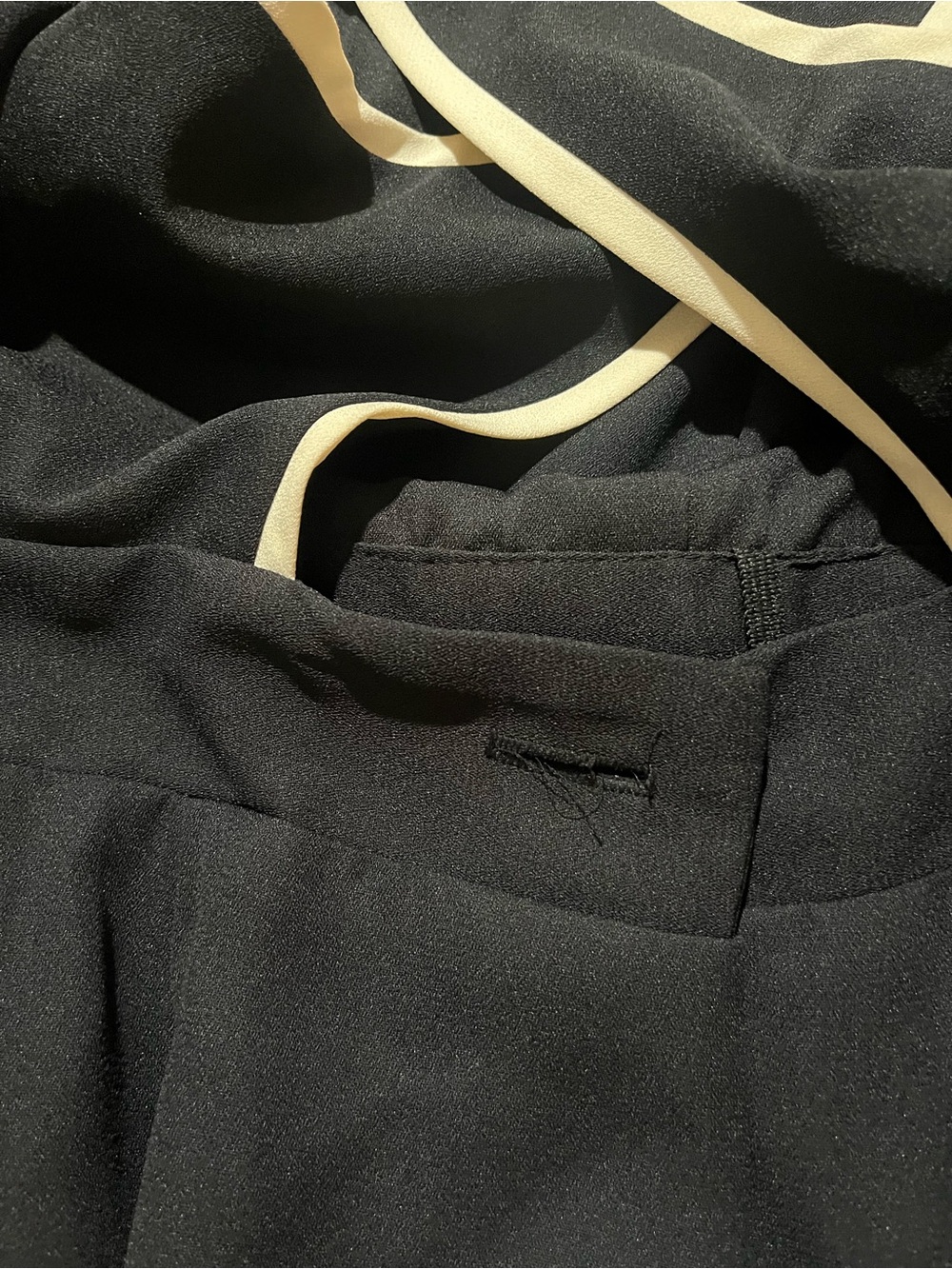 Vintage 90s Sleeveless Black Midi Datiani Dress with Contrast Trim - Picture 3 of 4